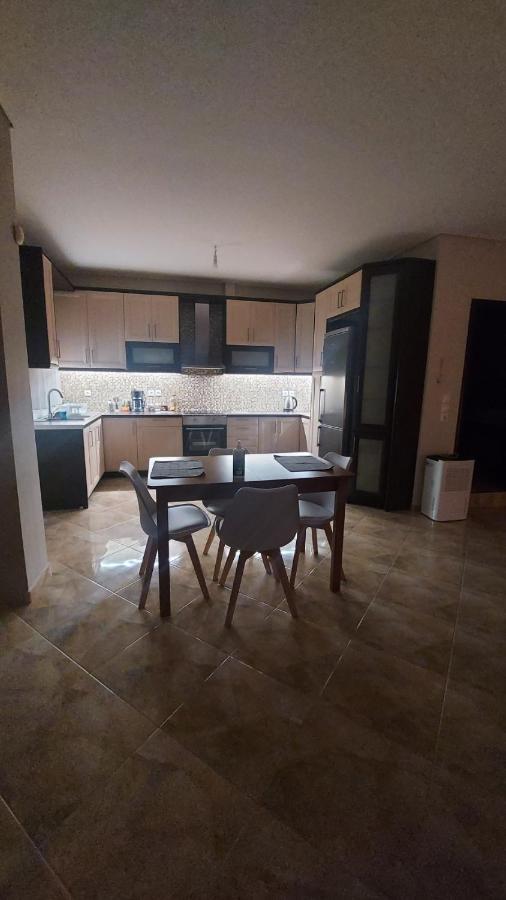 Vanas Apartment Artemida  Esterno foto