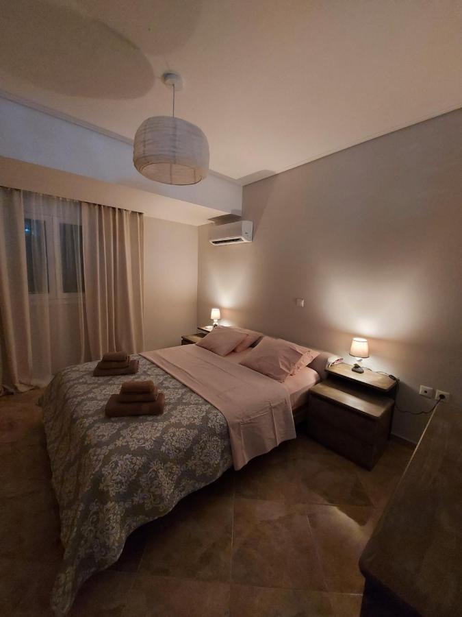Vanas Apartment Artemida  Esterno foto